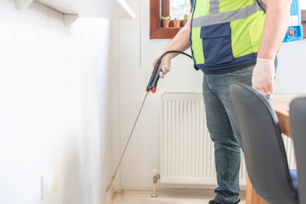 Best Emergency Pest Control  in Union Grove, WI
